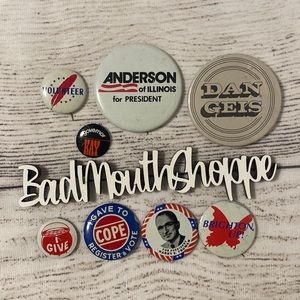 *Vintage Lot of 8 Political Buttons